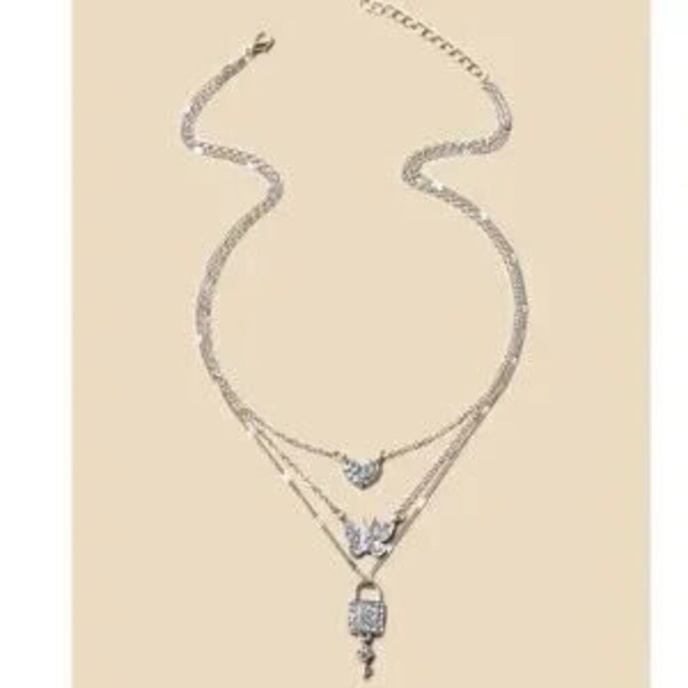 Luxe Rhinestone Lock Key Heart Multilayer Necklace - Picture 5 of 5